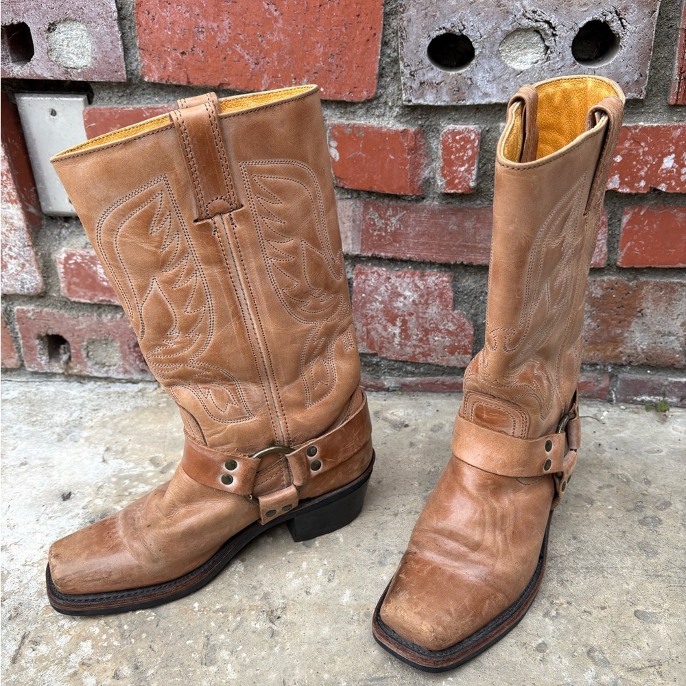 Frye Tan Western Cowboy Boots with Sturdy Leather